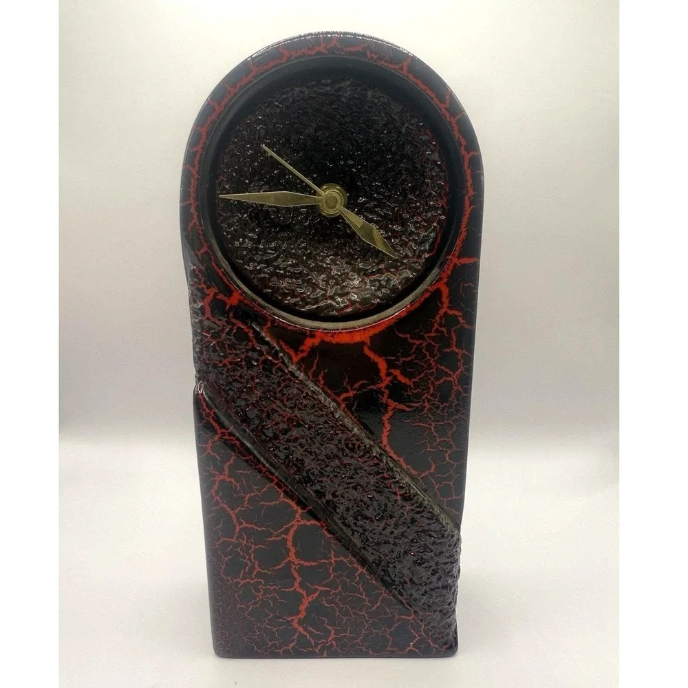 Vintage Artisan‎ Mantel Clock Black Red Crackle Finish Quartz Studio Art Lava